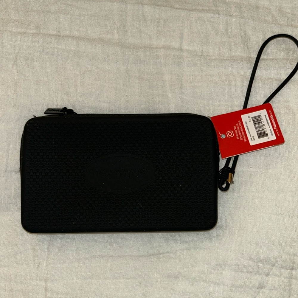 NWT Havaiana Mini Bag